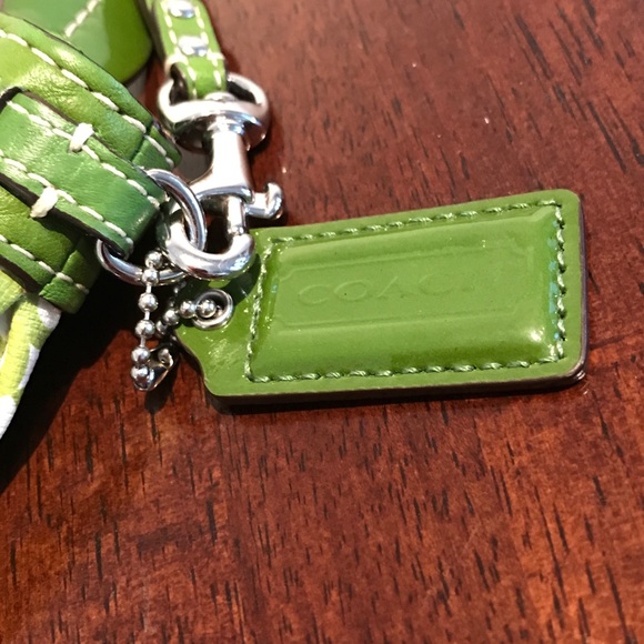 A Green Coach Wristlet - Picture 4 of 8